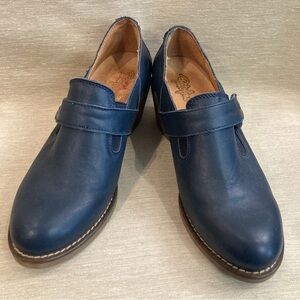 PORTOFINO Sz 37 Stacked Heel  Leather Academia Style School Girl Shoes